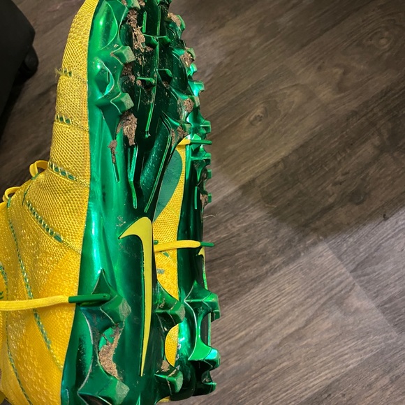 Men’s Oregon Nike Vapor Untouchable 3 Elite - Picture 4 of 4